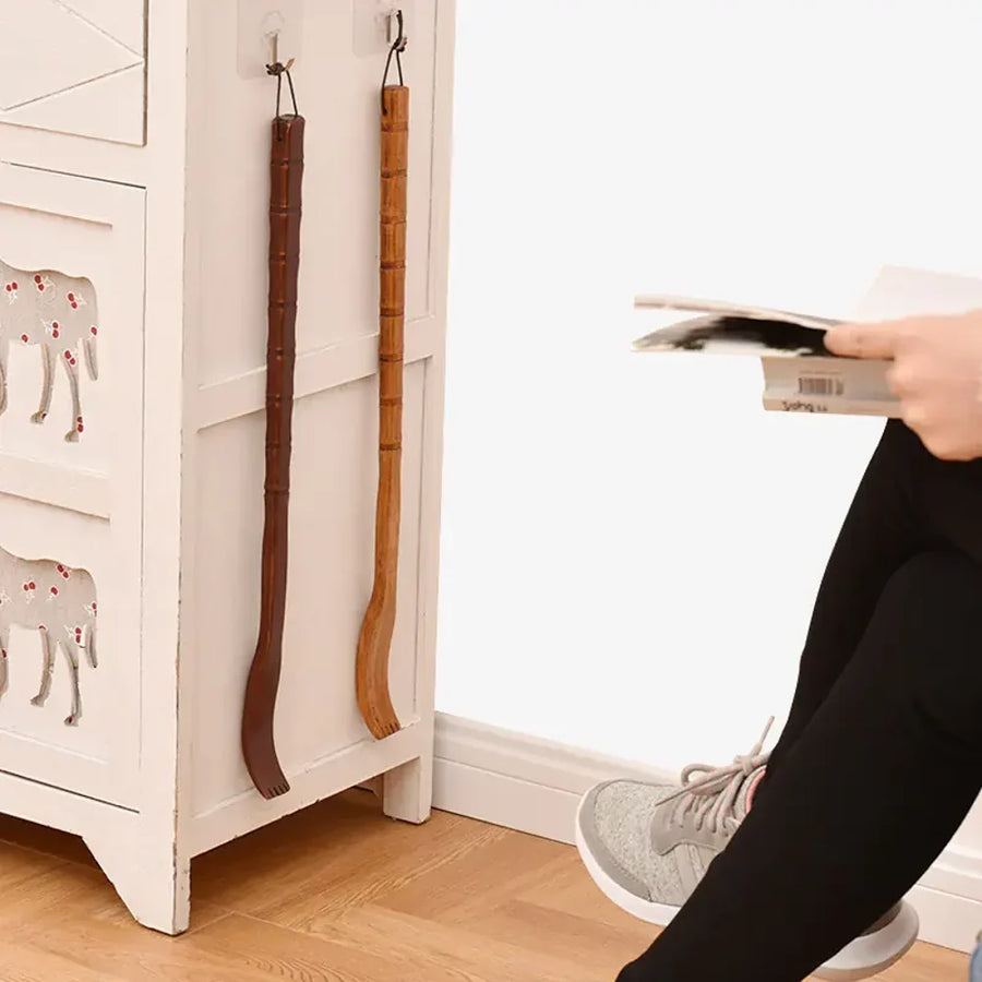 Ultimate Reach Wood Back Scratcher