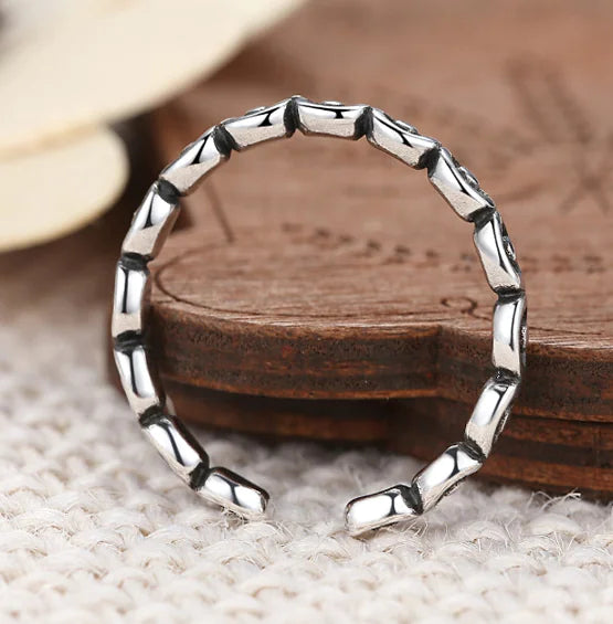 Classic Elegance Silver Ring
