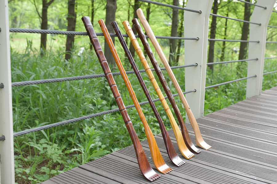 Ultimate Reach Wood Back Scratcher