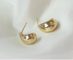 Chic Metal Teardrop Earrings