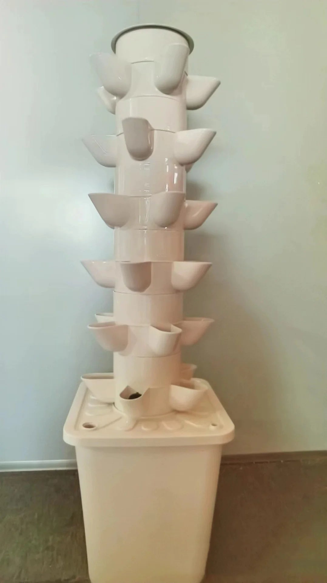 Hydroponic Vertical Garden Tower